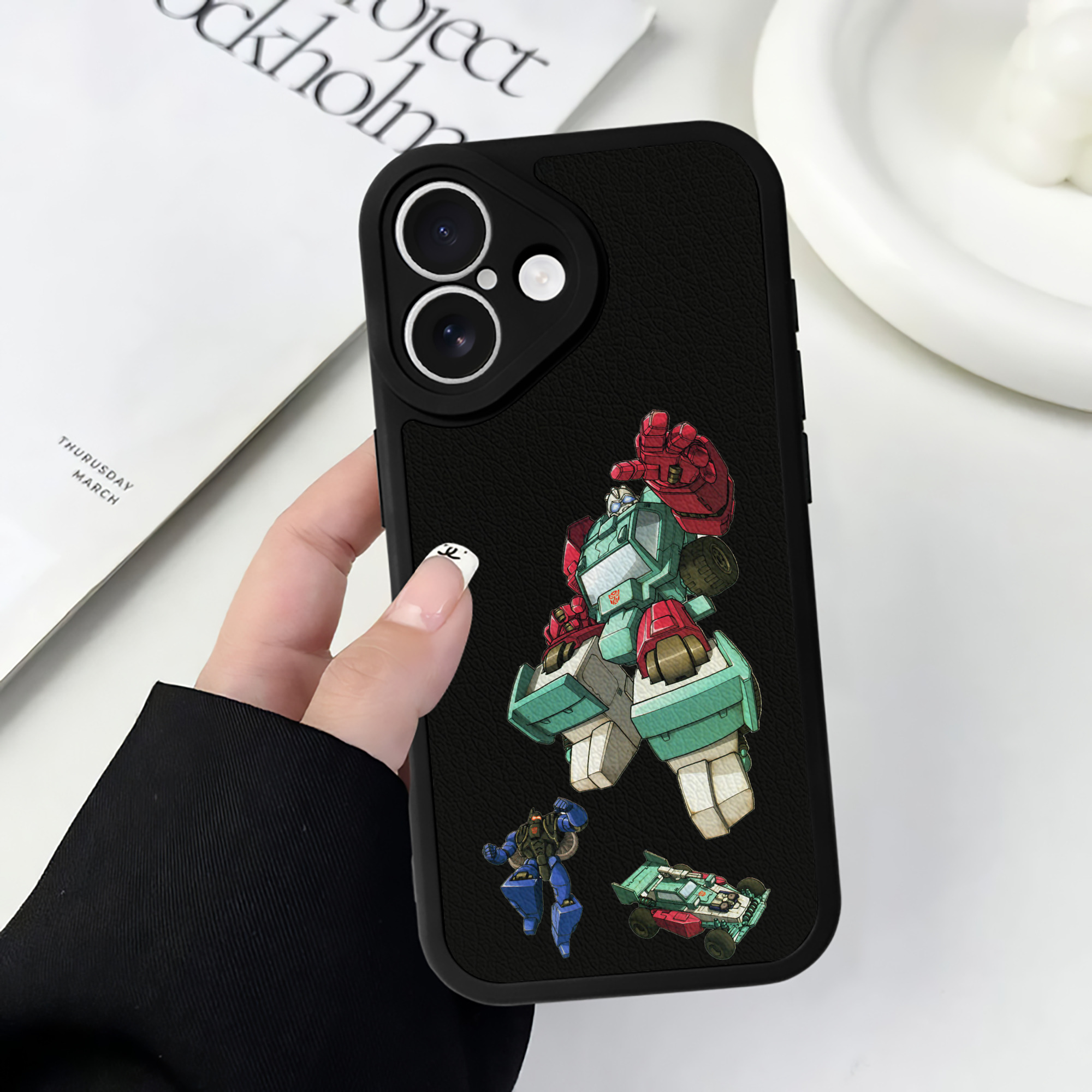 （画像用）  【iPhone 16シリーズ対応】シリコンスマホケース（レザー調） 材質：シリコン